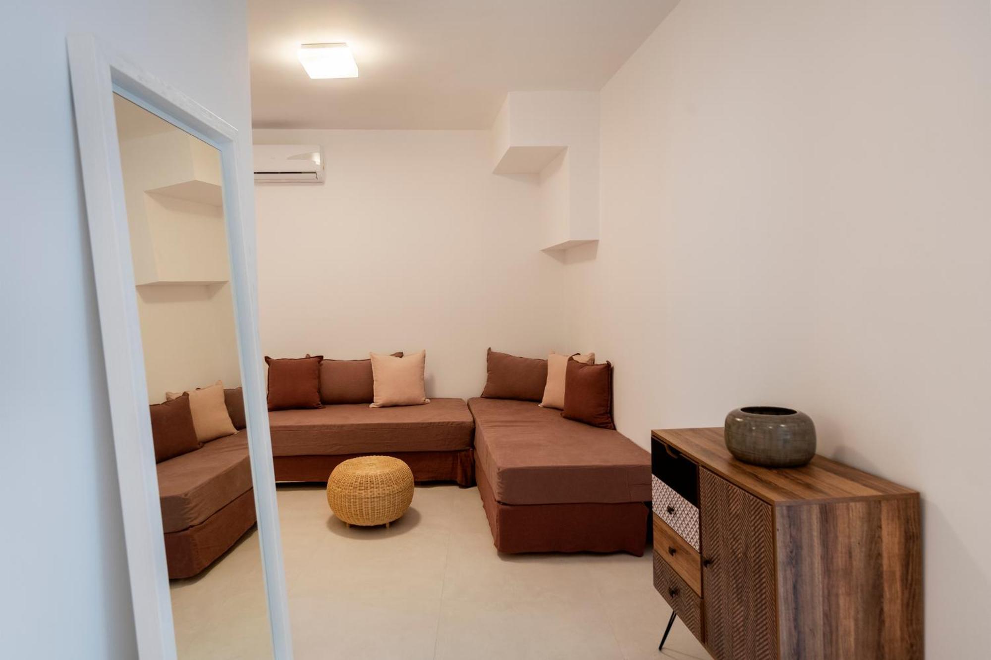 אימרוביגלי La Maltese Residence מראה חיצוני תמונה